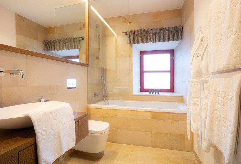 فندق Schloss Gabelhofen