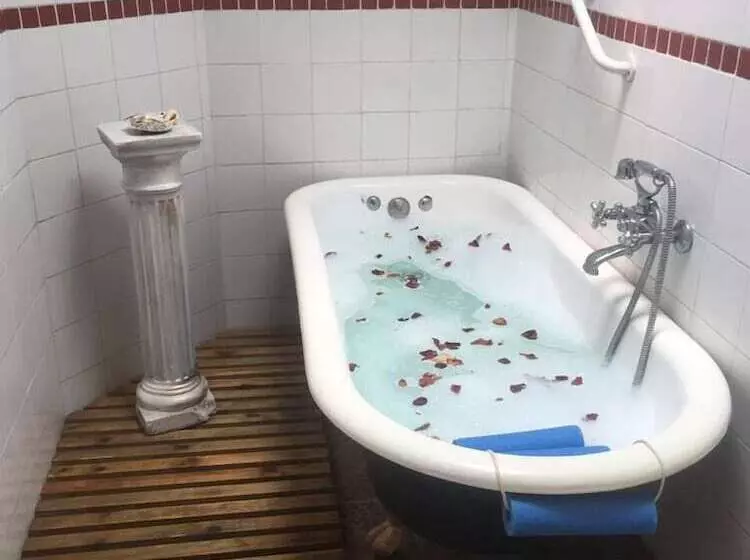 هتل & Spa Mon Reve