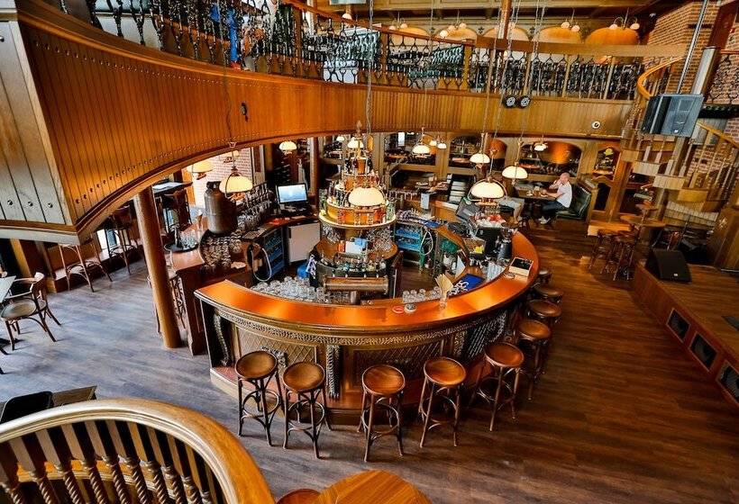 هتل Viimsi Spa & Waterpark