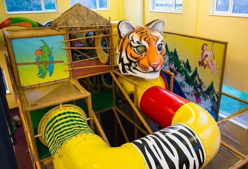 هتل Viimsi Spa & Waterpark