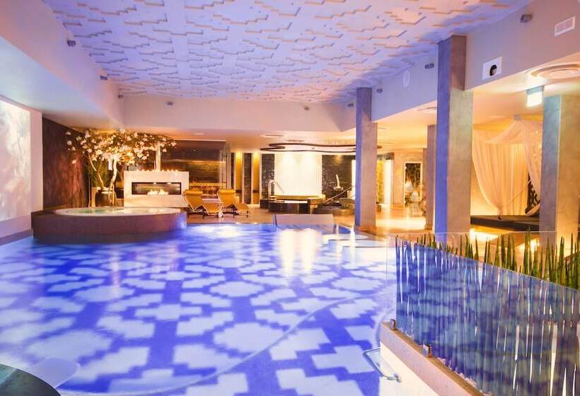 هتل Viimsi Spa & Waterpark