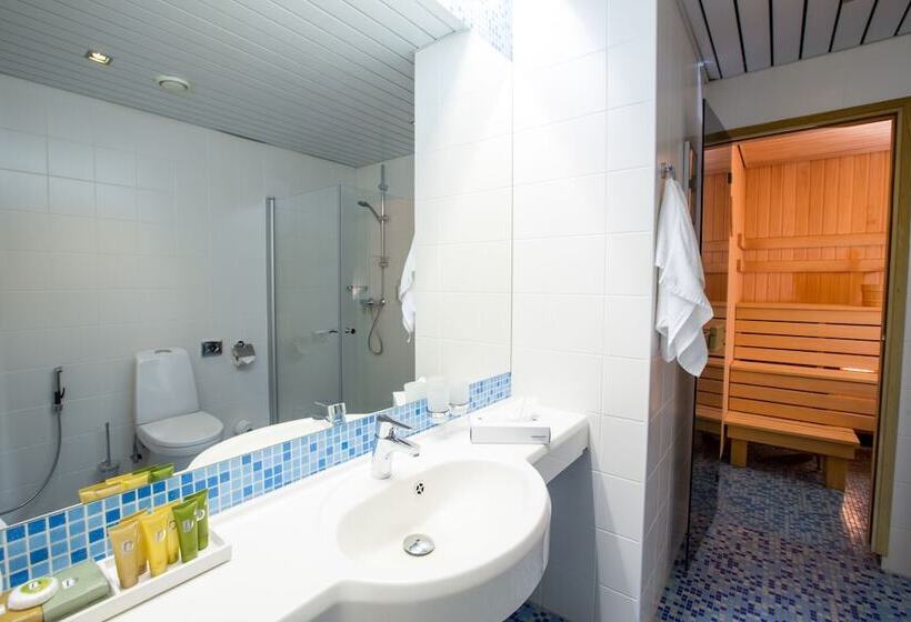 هتل Viimsi Spa & Waterpark