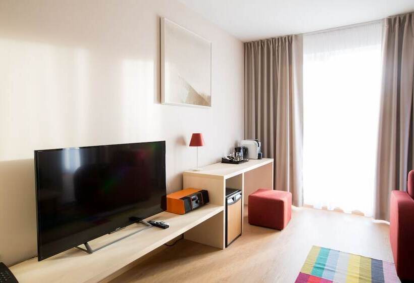 هتل Viimsi Spa & Waterpark