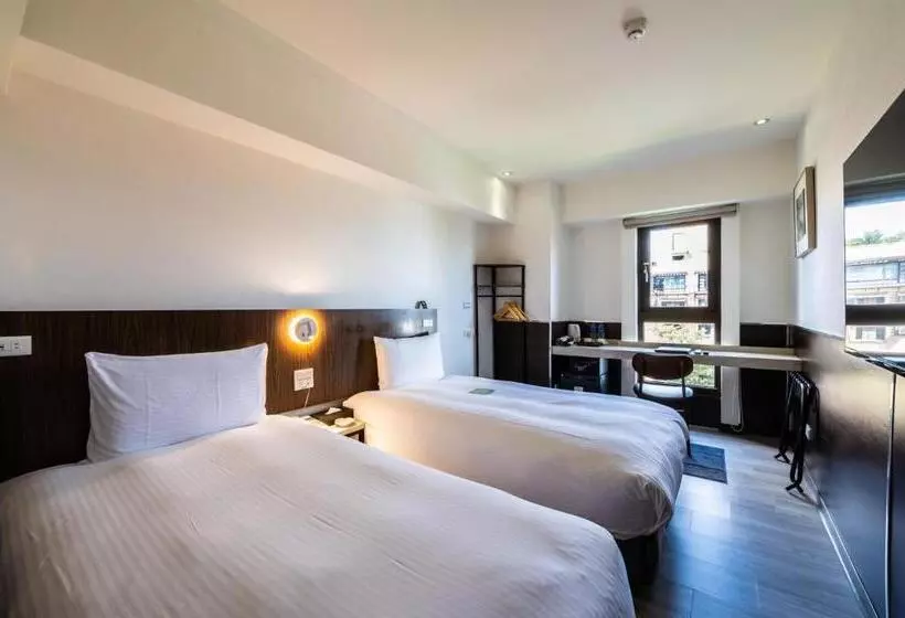 Hub Hotel   Songshan Airport Branch