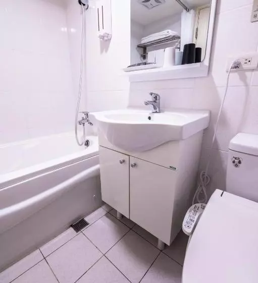 Hub Hotel   Songshan Airport Branch