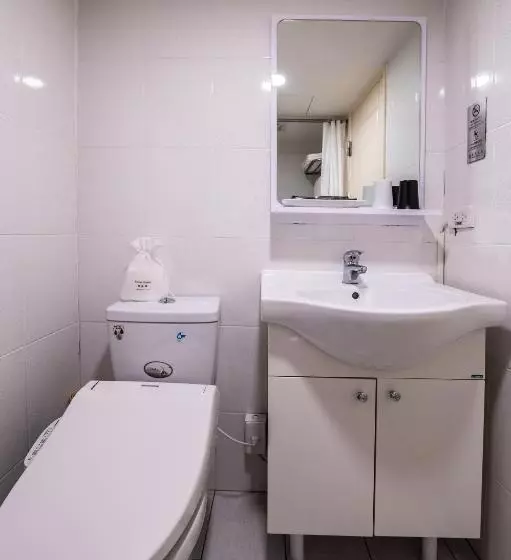 Hub Hotel   Songshan Airport Branch