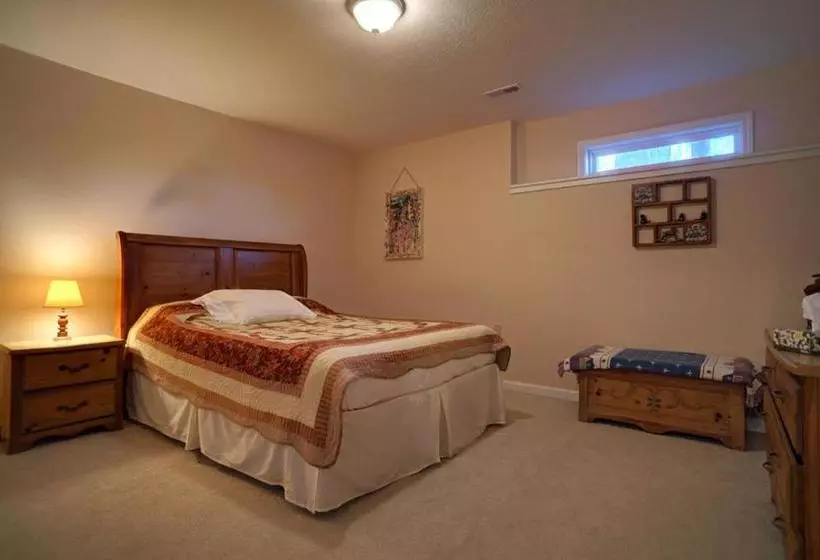 Paradise Hills, Winery Resort & Spa