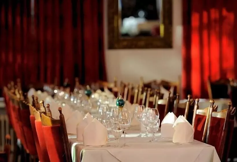 Wald Café Hotel Restaurant