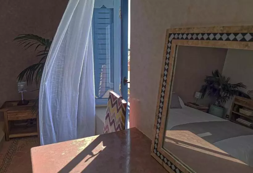 Retkeilymaja Teddy Pirate   Coliving