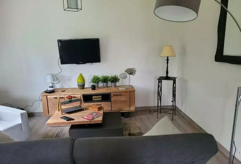 ベッドアンドブレックファースト Campagne à La Ville