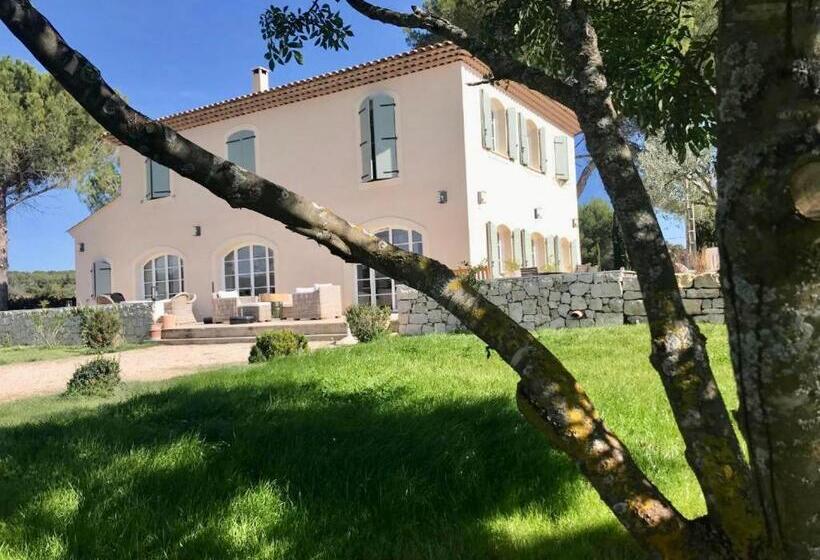 ベッドアンドブレックファースト La Soleillade Aixoise