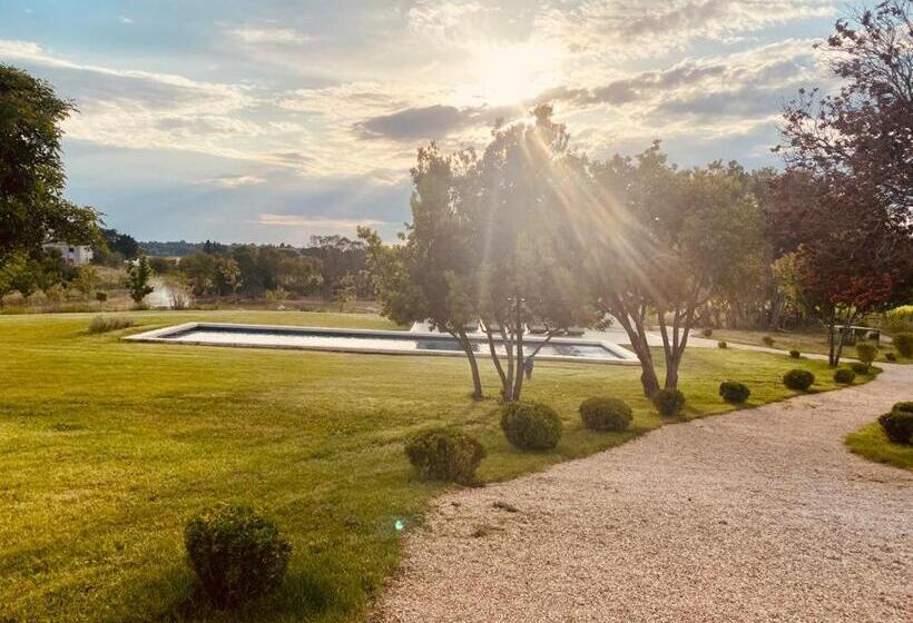 ベッドアンドブレックファースト La Soleillade Aixoise