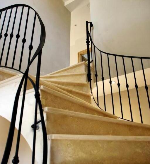 ベッドアンドブレックファースト La Soleillade Aixoise