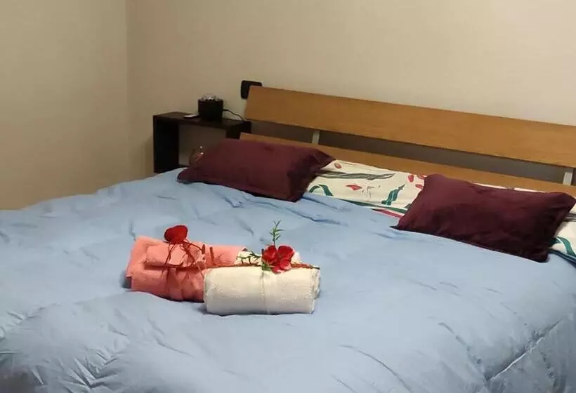 تختخواب و صبحانه New Home