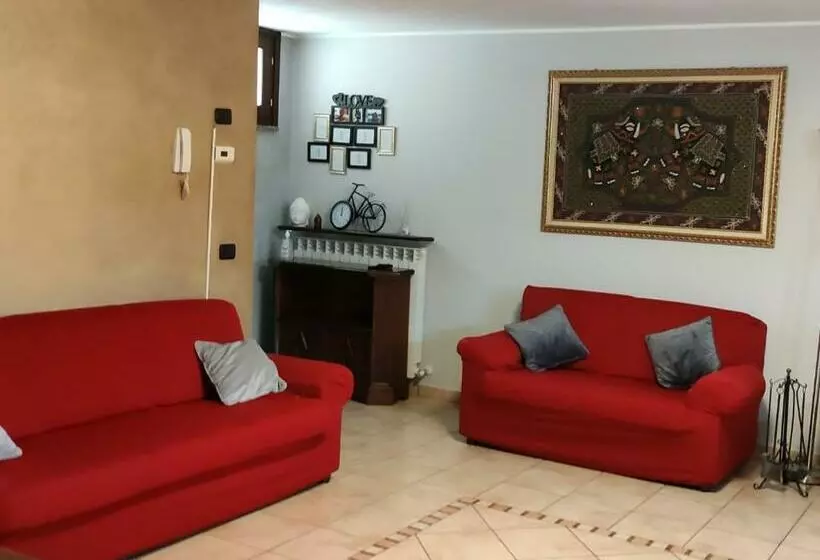 تختخواب و صبحانه New Home