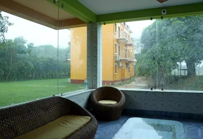 Hotelli Resort Neel Nirjan !! Best Family Resort In Bolpur Santiniketan With Swimming Pool !!