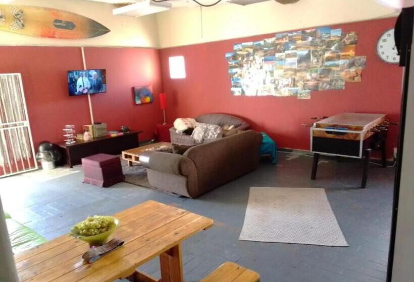 Hostel Sunset Beach Backpackers