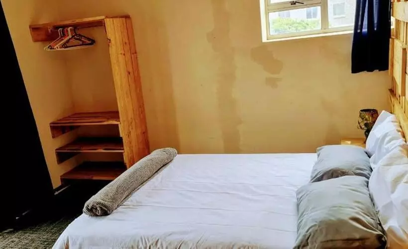 Retkeilymaja Sunset Beach Backpackers