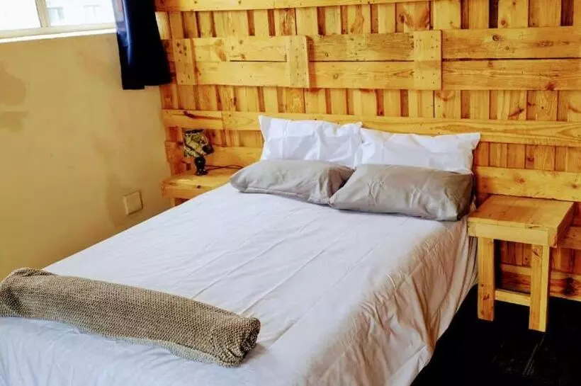 Retkeilymaja Sunset Beach Backpackers