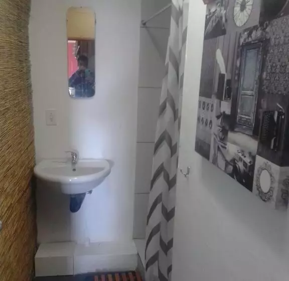 Retkeilymaja Sunset Beach Backpackers