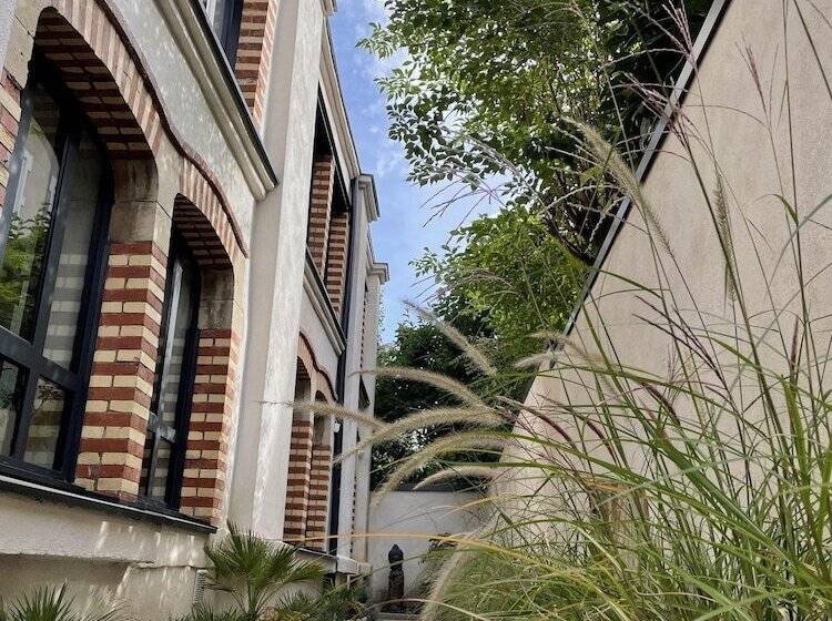 مبيت وإفطار Maison D Hôtes L Atelier Du Charmois