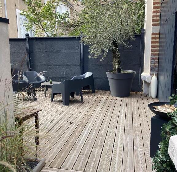 مبيت وإفطار Maison D Hôtes L Atelier Du Charmois