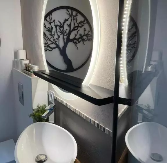 Aamiaismajoitus (B&B) Maison D Hôtes L Atelier Du Charmois