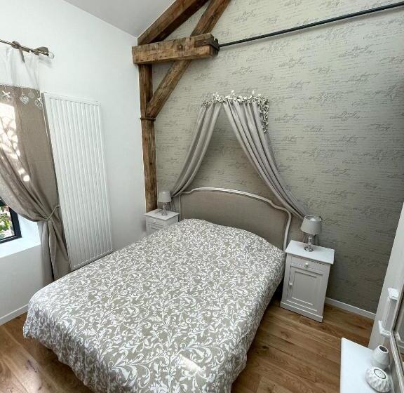 مبيت وإفطار Maison D Hôtes L Atelier Du Charmois