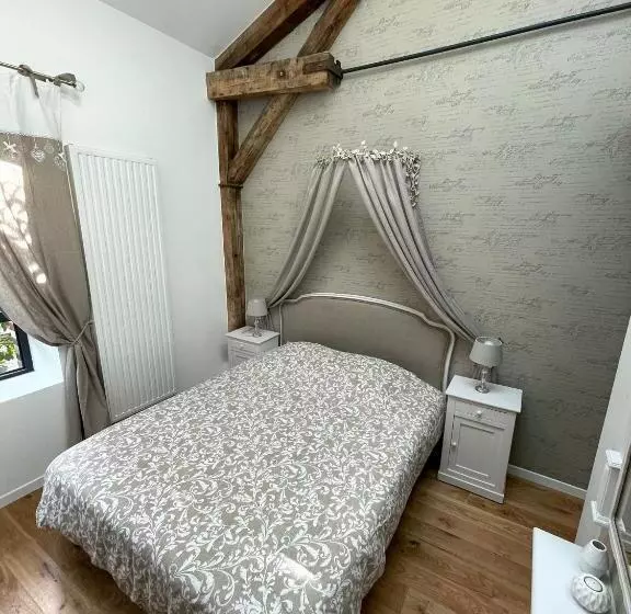 Aamiaismajoitus (B&B) Maison D Hôtes L Atelier Du Charmois