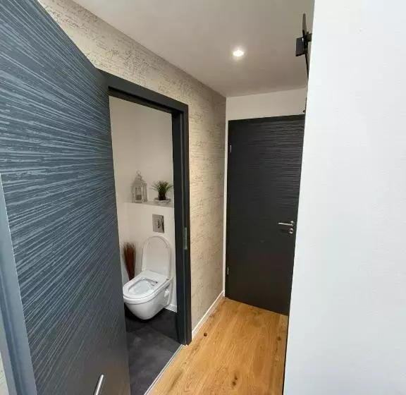 Aamiaismajoitus (B&B) Maison D Hôtes L Atelier Du Charmois