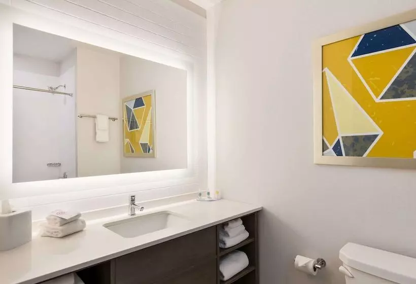 Hotelli Comfort Inn & Suites Gaylord