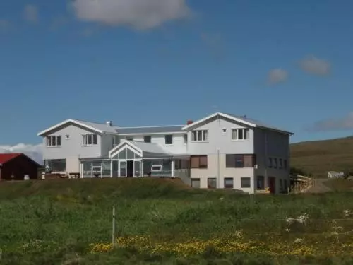 هتل Gauksmýri Guesthouse Lodge