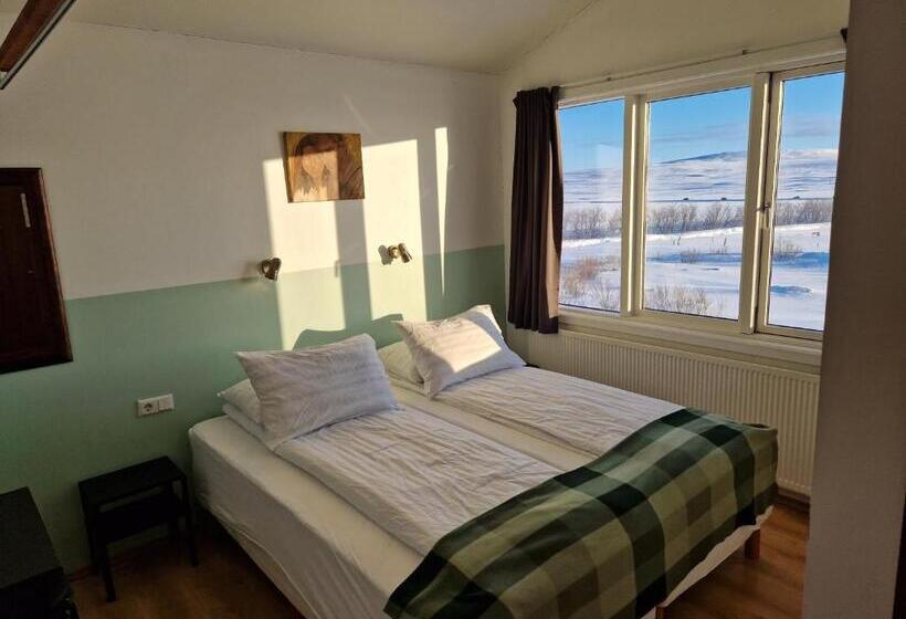 בית מלון כפרי Gauksmýri Guesthouse Lodge