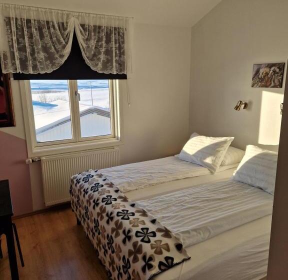 בית מלון כפרי Gauksmýri Guesthouse Lodge