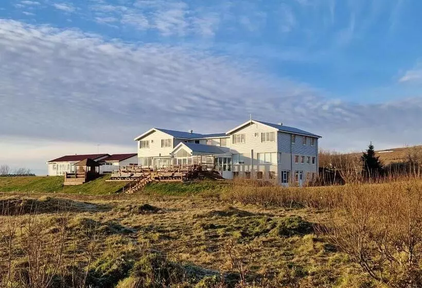 هتل Gauksmýri Guesthouse Lodge
