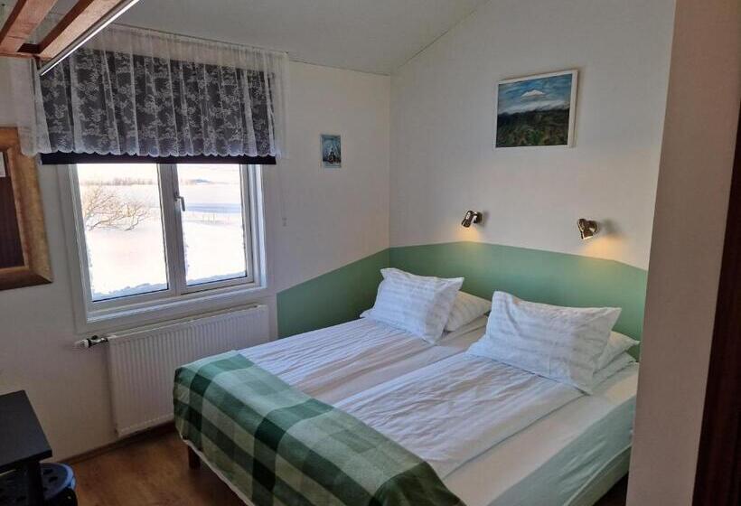 בית מלון כפרי Gauksmýri Guesthouse Lodge