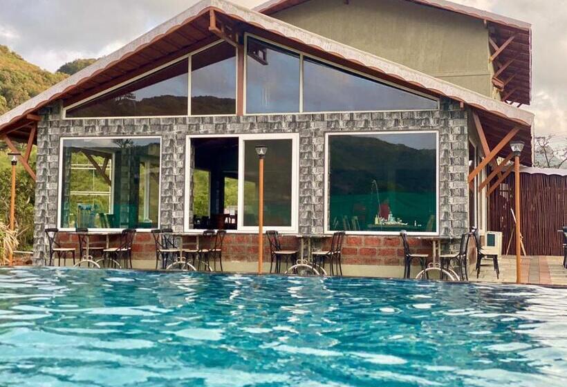 منتجع Mastiff Grand La Villae