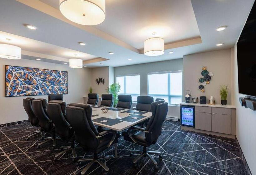 Microtel Inn & Suites Dorval Qc