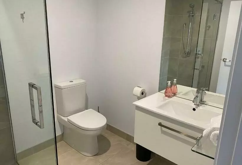 Aamiaismajoitus (B&B) Fitzroy Bnb 39b Whangapoua Road