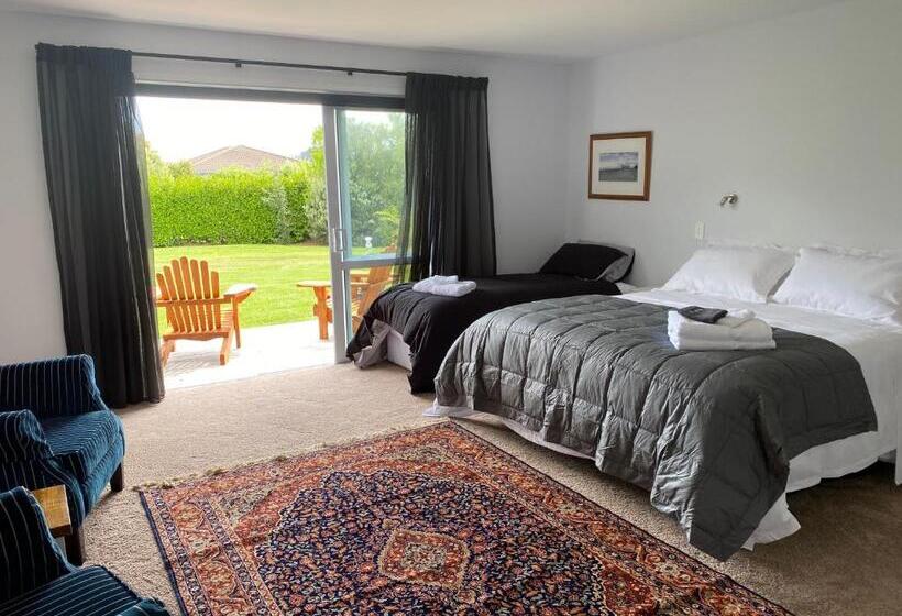 Bed and Breakfast Fitzroy Bnb 39b Whangapoua Road