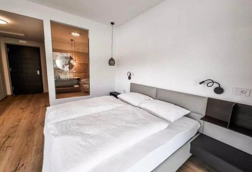 Aamiaismajoitus (B&B) Pitla Cuna Eco Relais