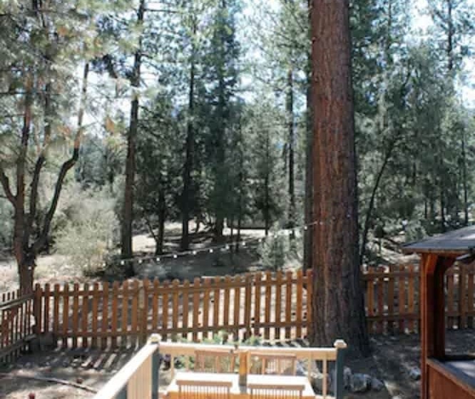 مبيت وإفطار The Old Bear Bnb