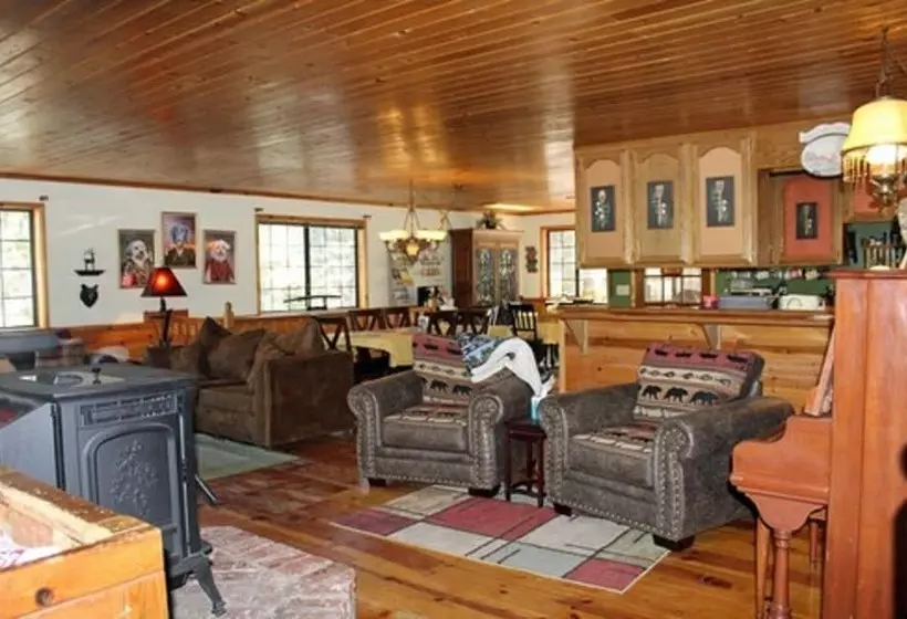 Aamiaismajoitus (B&B) The Old Bear Bnb