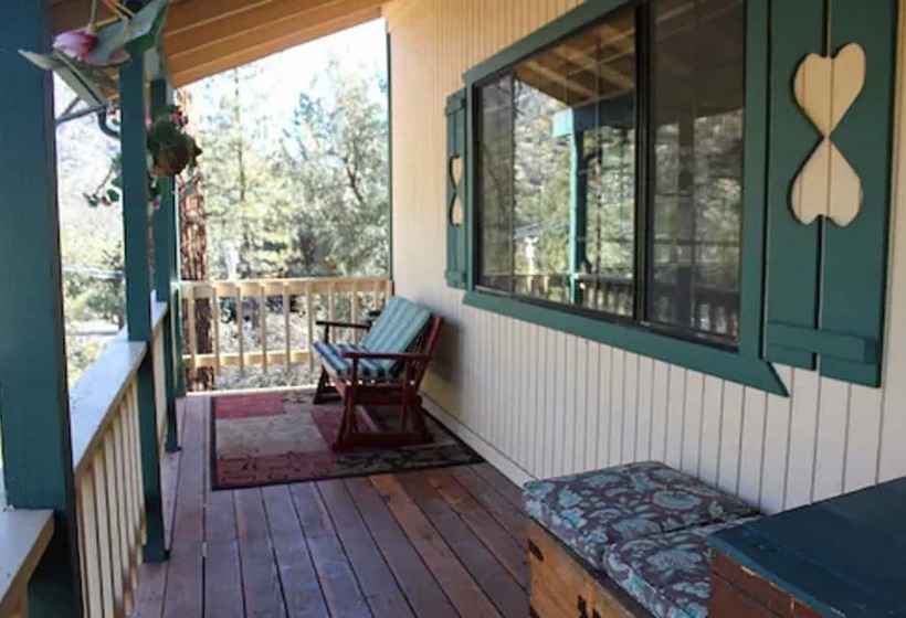 مبيت وإفطار The Old Bear Bnb