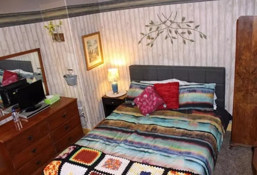 Aamiaismajoitus (B&B) The Old Bear Bnb