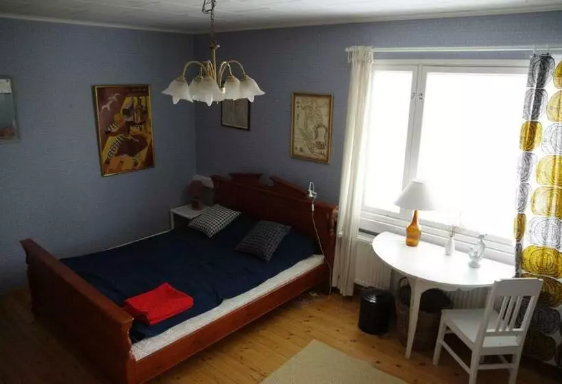 تختخواب و صبحانه Villa Amy