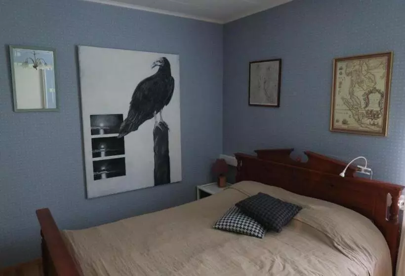 تختخواب و صبحانه Villa Amy