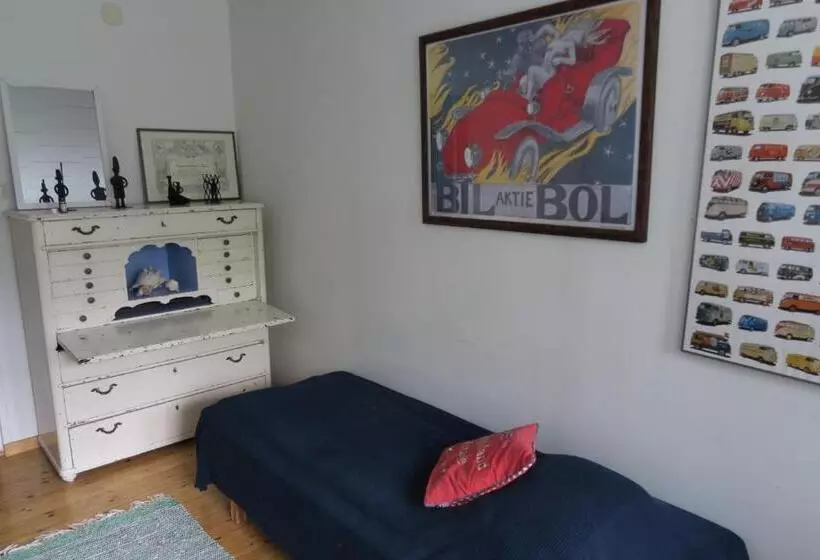 تختخواب و صبحانه Villa Amy