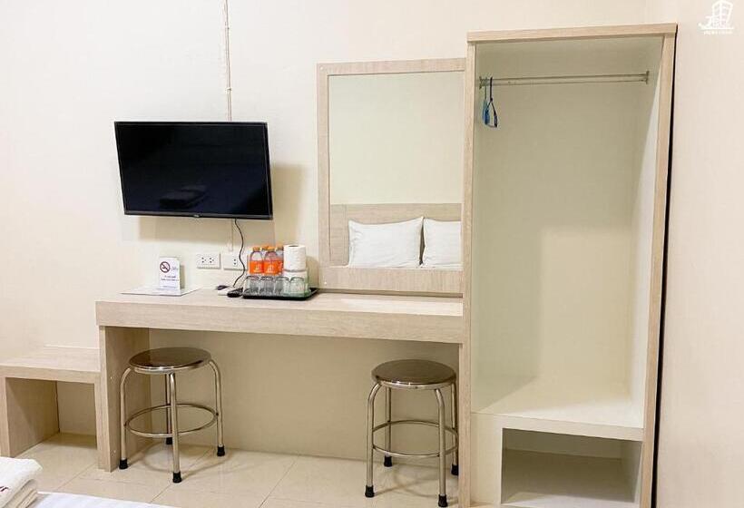 Отель Jacky Chan