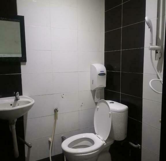 Hotel Oyo 90392 Pulai City